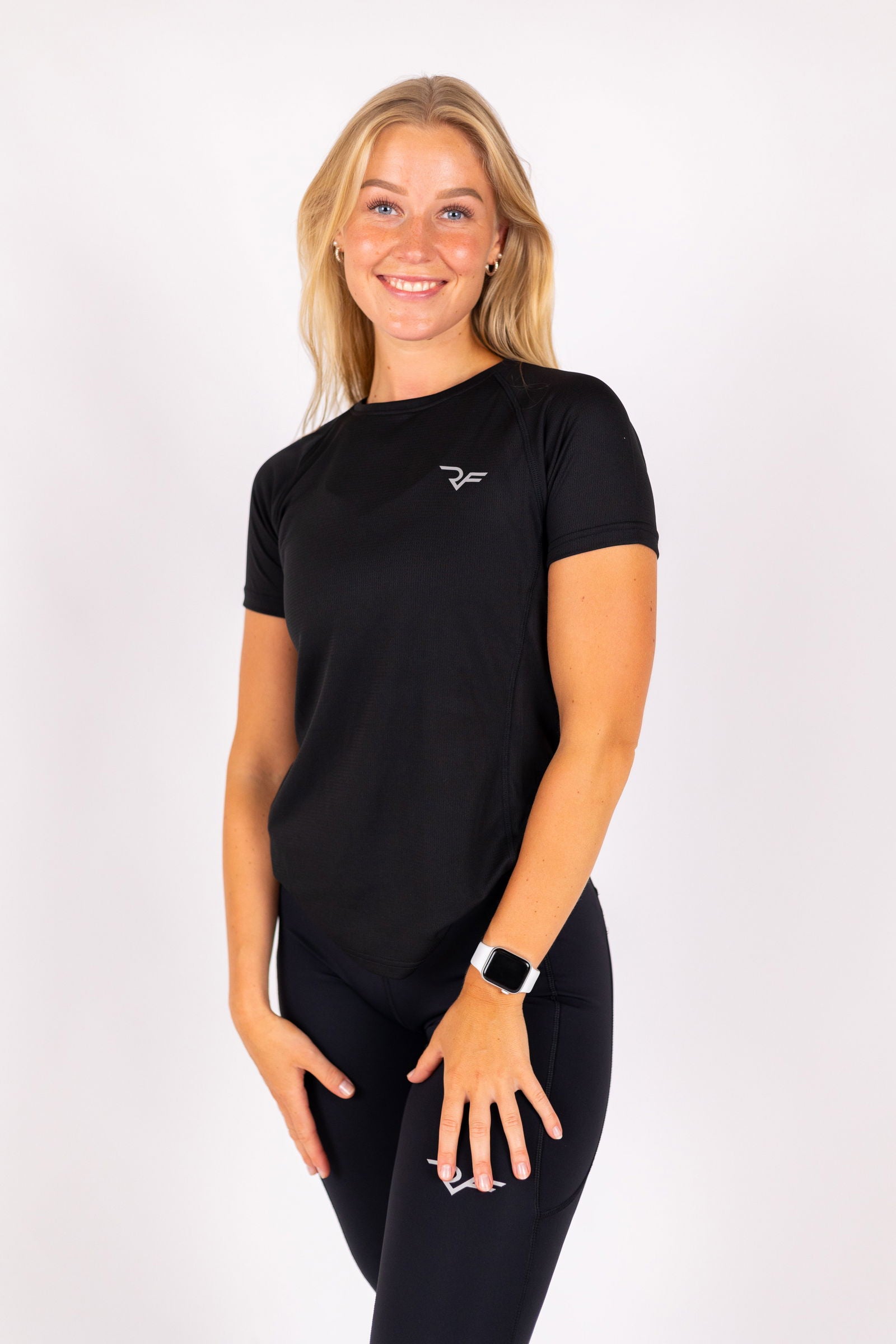 Aero-Vent T-shirt Women (Black) - RYBELFIT Sportswear